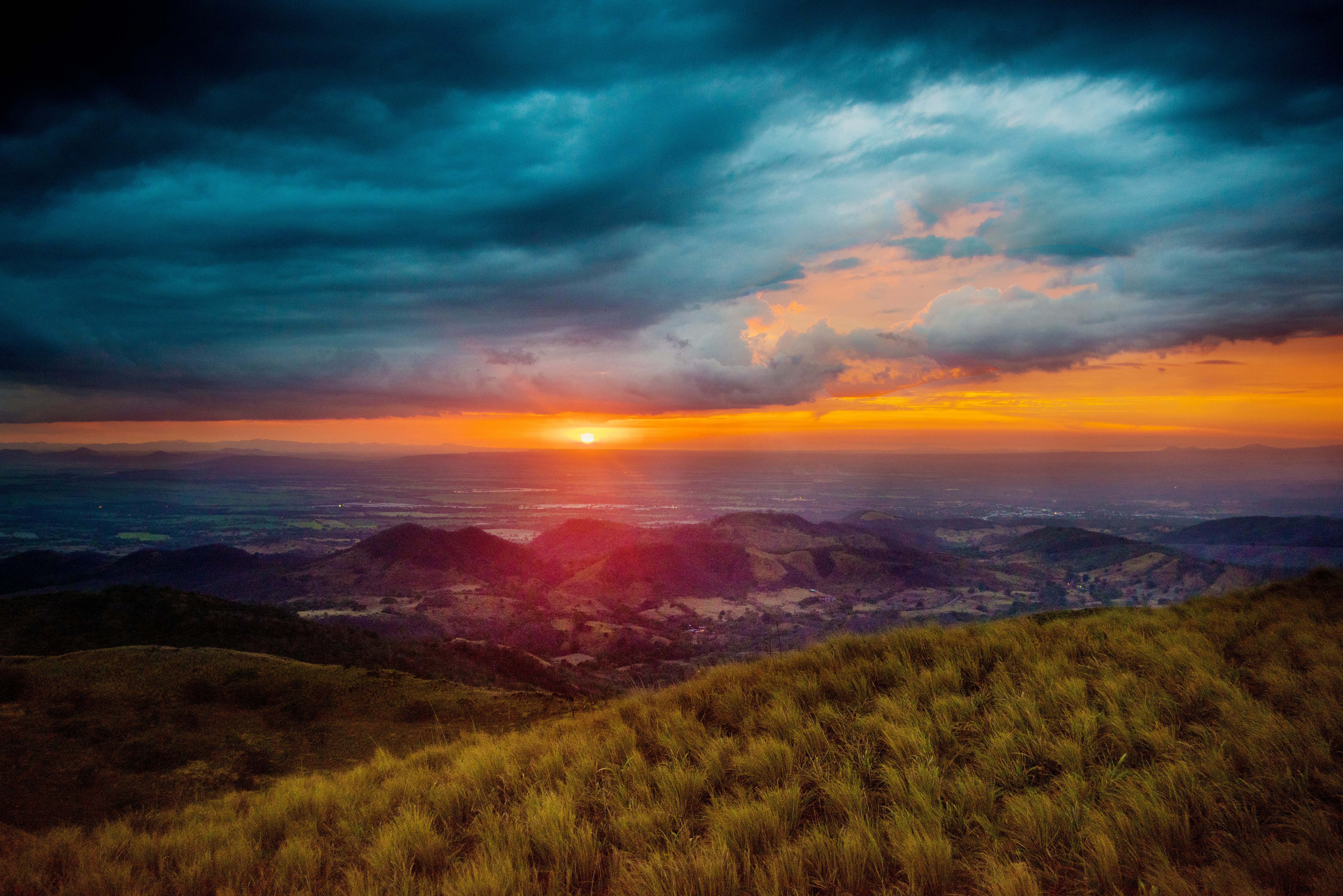 mountain during golden hour